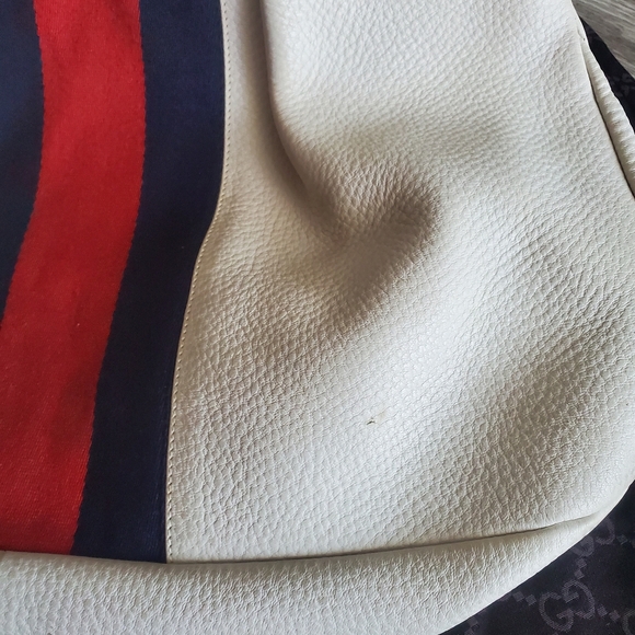 Gucci Leather Handbag - Picture 10 of 16